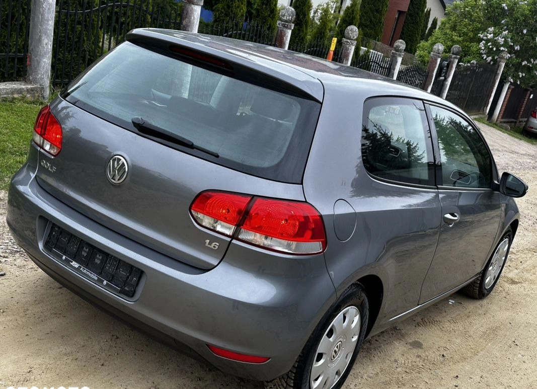 Volkswagen Golf cena 22900 przebieg: 202000, rok produkcji 2009 z Słupsk małe 781